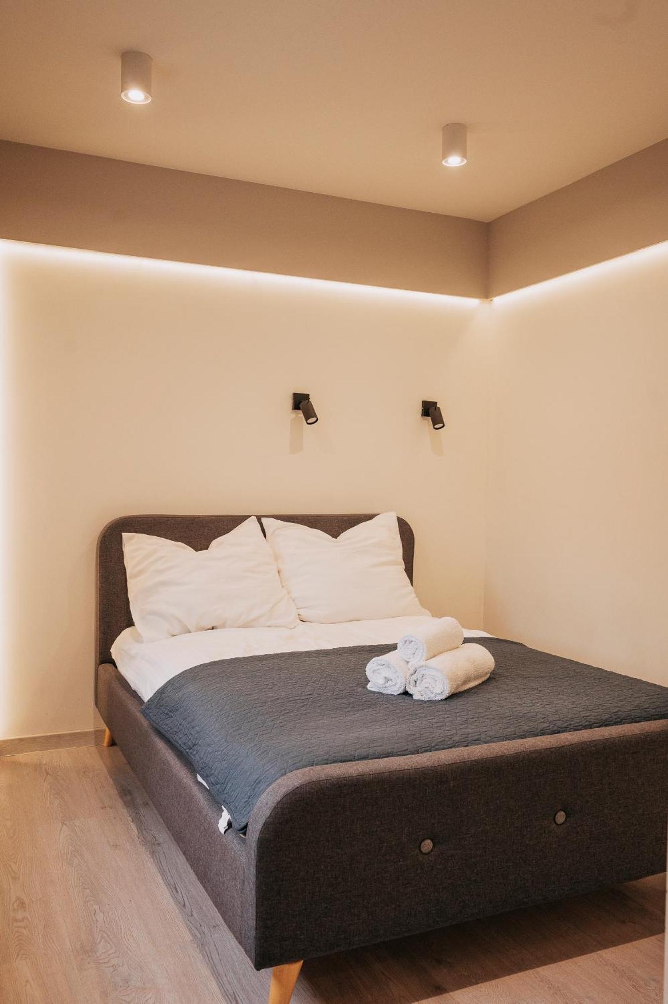 Niron Apartament Kapucynska بيوا المظهر الخارجي الصورة