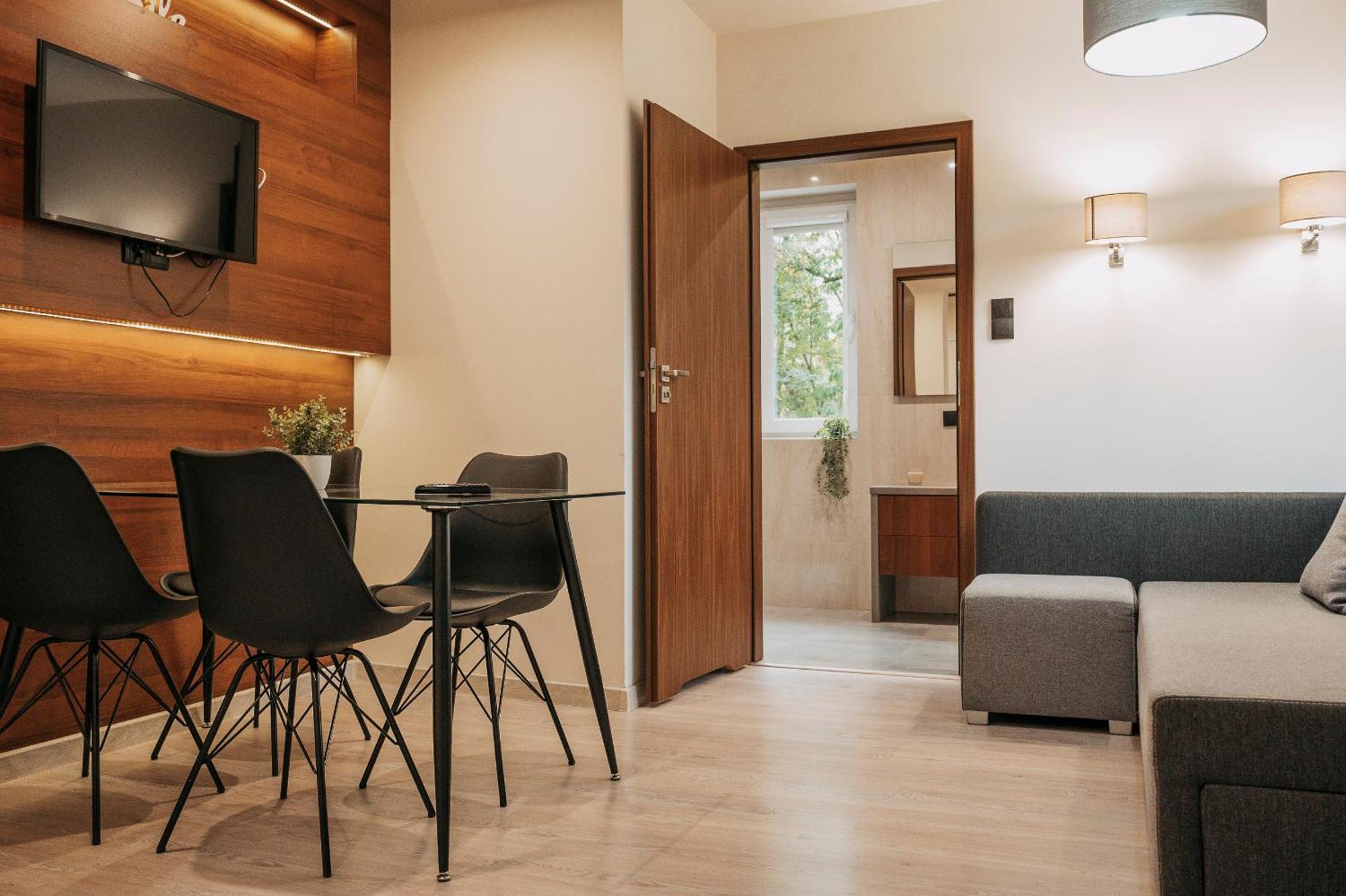 Niron Apartament Kapucynska بيوا المظهر الخارجي الصورة